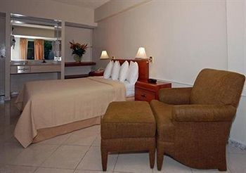 Quality Inn El Tuque Ponce Exterior photo