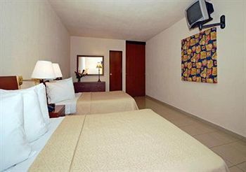 Quality Inn El Tuque Ponce Exterior photo